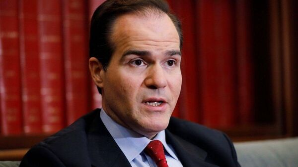 Claver-Carone califica de "política" su destitución del BID