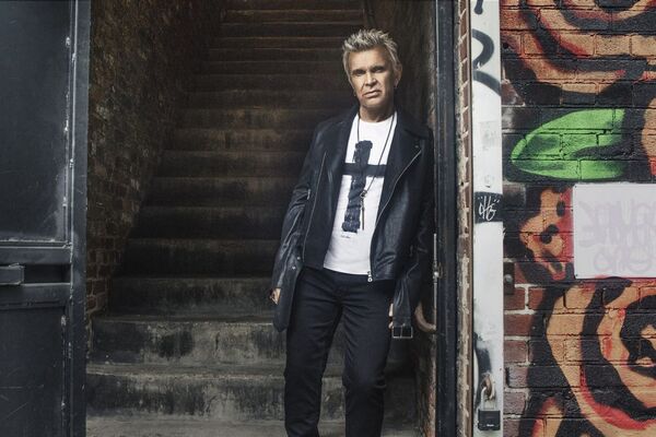 Después de Hipnotizar a Paraguay: Billy Idol estrenó el EP “The Cage”