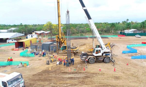 Ensayos de laboratorio garantizan calidad de la obra del Puente de la Bioceánica que financia ITAIPU