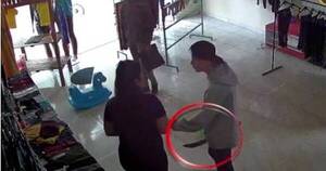 La Nación / Con machete en mano robaron una tienda de ropas en Caacupé