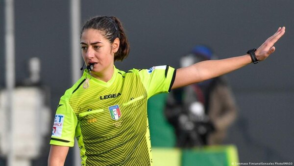 Una mujer arbitrará un partido de Serie A por primera vez