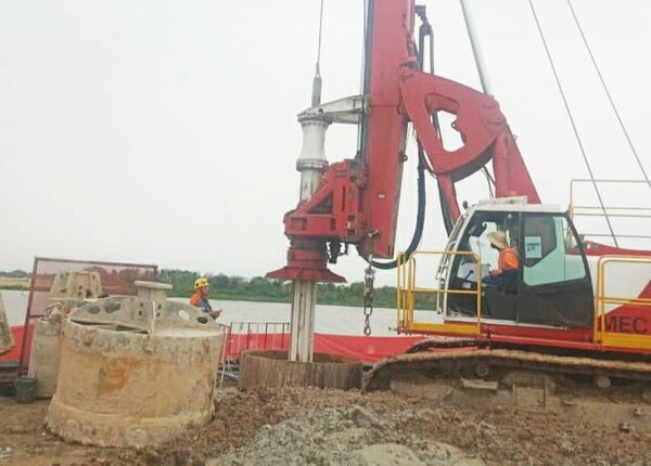 Hormigonado del puente de la Bioceánica avanza desde dos grandes frentes de obra - .::Agencia IP::.