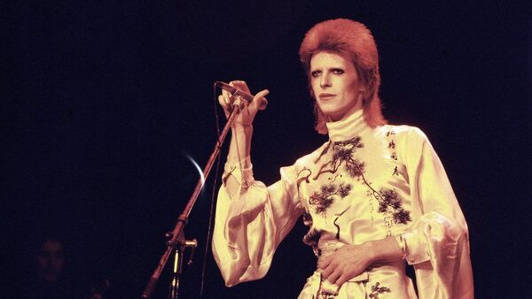 Diario HOY | Subastado por 227.000 USD el manuscrito de "Starman" de David Bowie