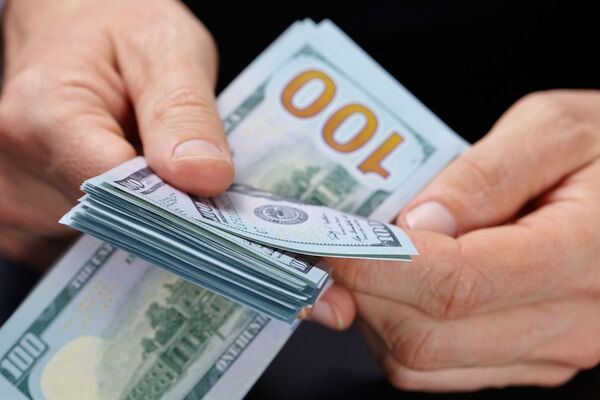 Sedeco advierte a entidades que deben aceptar billetes de dólares o pueden ser multadas - MarketData