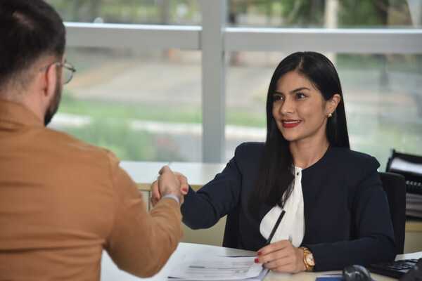 Visión Banco mide las emisiones de su cartera de clientes para una transición a un futuro sostenible - Revista PLUS