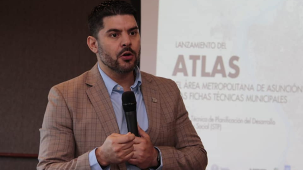 "Nenecho" huye de los problemas con viaje a Miami - El Independiente