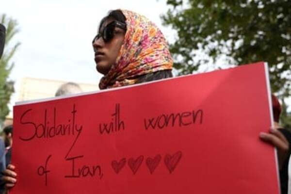 Que se vengan las revoluciones de las mujeres, casos Irán y Rusia | 1000 Noticias