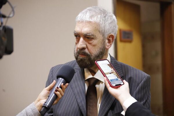 Felino Amarilla querella al senador Miguel “Kencho” Rodríguez - Nacionales - ABC Color