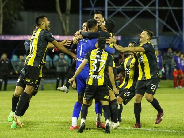 Devis Vásquez: “Estábamos mentalizados para ganar el partido” - Fútbol - ABC Color