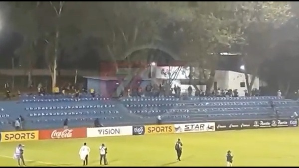 Comisario no descarta que hinchas de Olimpia se hayan infiltrado en cancha de Sol - Megacadena — Últimas Noticias de Paraguay