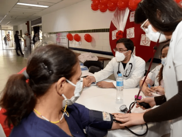 Aumentan casos de enfermedades cardiovasculares: "es como un daño colateral pospandemia" · Radio Monumental 1080 AM