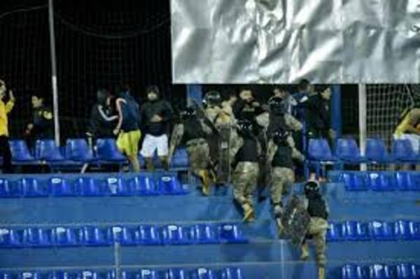 No descartan que barras de Olimpia se hayan filtrado entre los de Guaraní, anoche