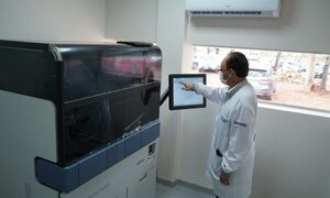 IPS con tecnología de punta para detectar VIH para donantes de sangre