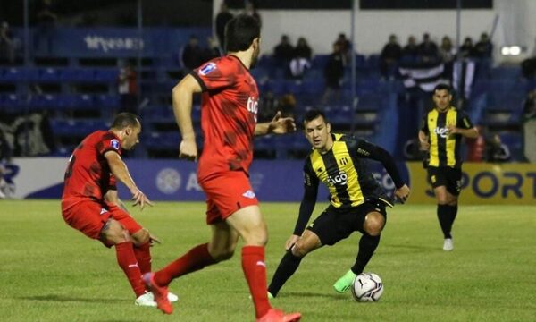Camacho pide calma a hinchas aurinegros: “La violencia no es fútbol”