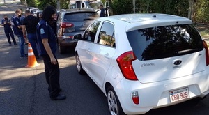 Foztrans aplica riguroso control a vehículos paraguayos y argentinos con multa pendiente - La Clave