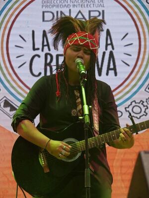 Cantautora nivaclé vuelve a hipnotizar con su voz - Nacionales - ABC Color