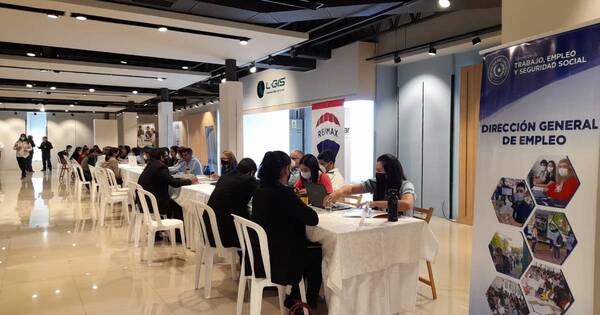 La Nación / Anuncian feria de empleo para 300 puestos en el comercio de Ciudad del Este