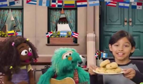 Crónica / [VIDEO] ¡La chipa paraguaya apareció en "Plaza Sésamo"!
