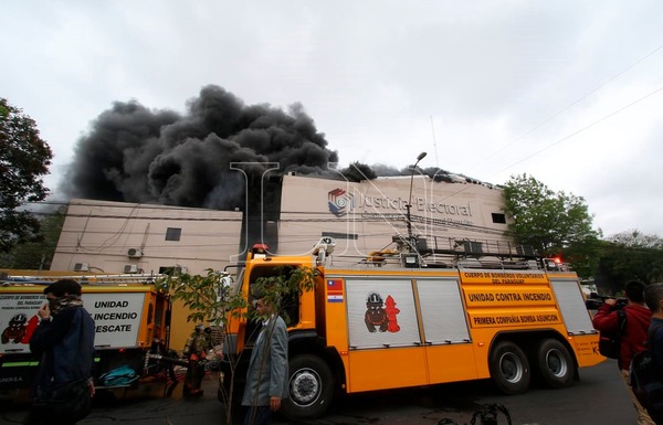Diario HOY | Reportan que un funcionario de TSJE desapareció desde el inicio del incendio