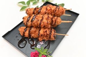 Kushikatsu: prepará estás prácticas brochetas de milanesa