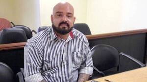 Crónica / Cantante nacional irá a juicio por vender drogas ndaje