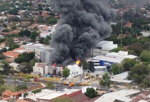 Voraz y sospechoso incendio en el TSJE, que generaría que se desdoblen las elecciones - Megacadena — Últimas Noticias de Paraguay