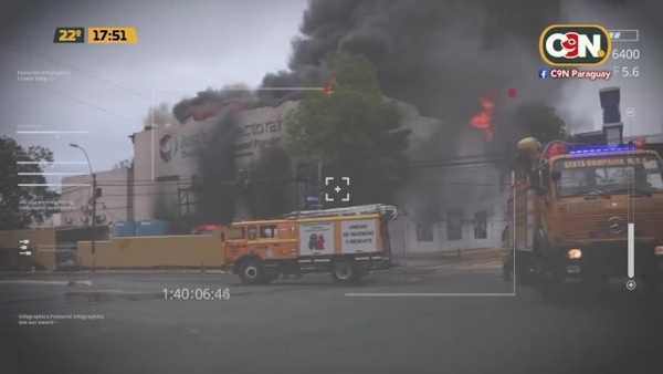 Incontrolable incendio en el TSJE - C9N