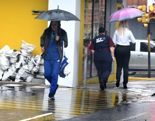 Jueves con persistencia de lluvias dispersas en Misiones