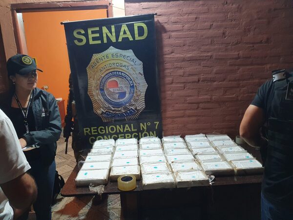 Allanan vivienda e incautan 35 kg de cocaina