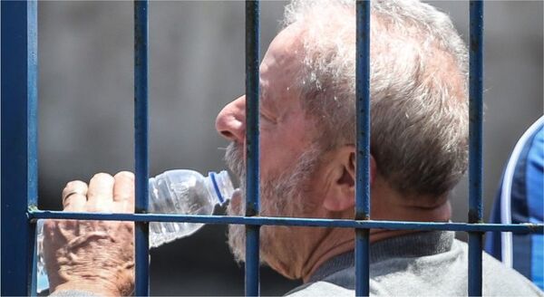 Como Lula no fue declarado inocente, la Procuradoría busca cobrar u$s 3.5 millones por su caso de corrupción - Informatepy.com