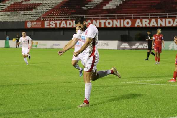 Diario HOY | Atyrá y el ‘3’ se imponen a los descendidos River e Iteño