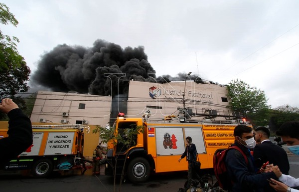 Diario HOY | Senado convoca a autoridades de la Justicia Electoral tras el incendio
