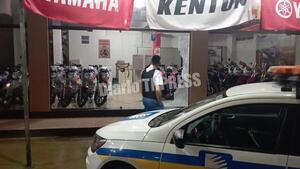 Delincuentes intentaron robar motocicletas 0km de comercio – Diario TNPRESS