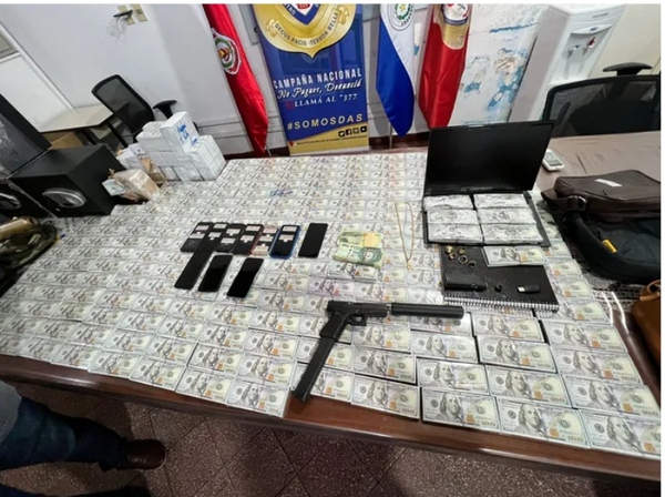 Desarticulan una banda de extranjeros con millones de dólares en billetes falsos - Radio Imperio