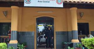 La Nación / Detienen a cuatro militares por perturbación a la paz pública en Luque