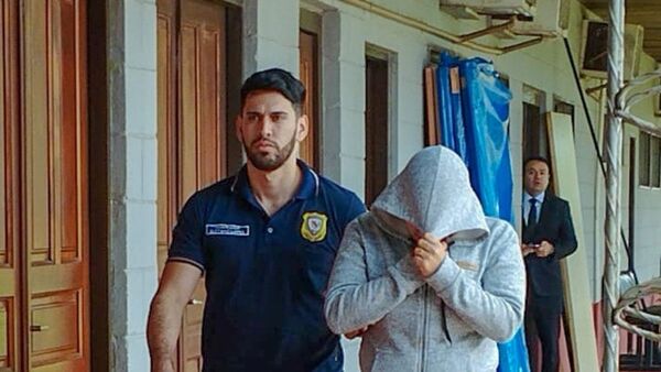 Enamoró y extorsionó a abuelito por casi G. 1.000 millones