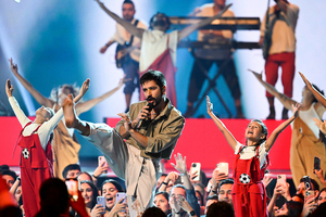 Diario HOY | Bad Bunny arrasó en los premios Billboard de la Música Latina
