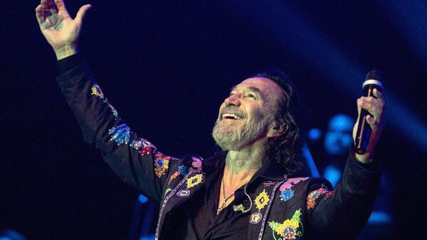 Marco Antonio Solís regresa a Paraguay con ¡Qué ganas de verte!