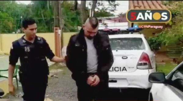 Diario HOY | Cae un hombre que trataba de vender medicamentos controlados a alumnos de un colegio