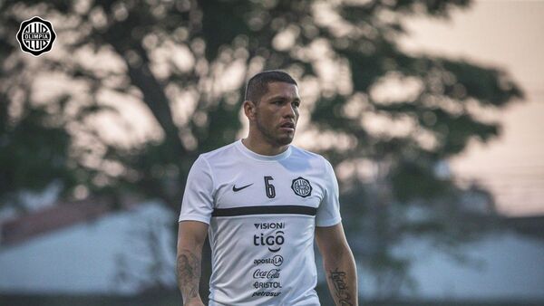 Olimpia no tendrá a su capitán ante Libertad y Cerro Porteño