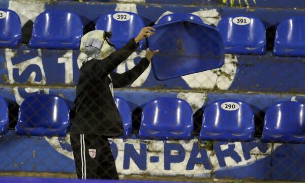 Sanción de la APF: Barra brava de Libertad no podrá alentar a su equipo por dos meses