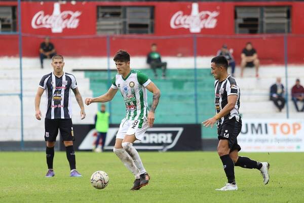 Crónica / Lluvia de goles en La Arboleda, pero hay que esperar para conocer al último descendido