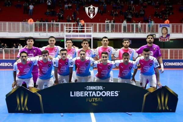 Crónica / Libertadores de Futsal FIFA: Atendé quién está alentando a Cerro en curepilandia