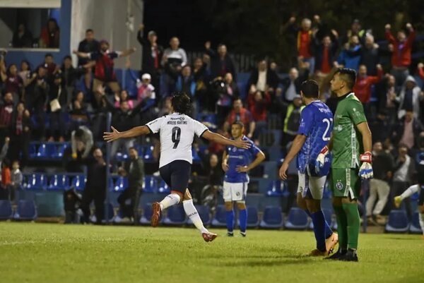 Sol de América vs. Cerro Porteño: el Ciclón se planta en la cima - Fútbol - ABC Color