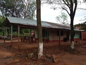 Piden aulas nuevas y reparación de un pabellón en una escuela de Choré - Nacionales - ABC Color