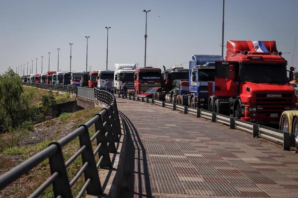 En honor al deporte, camioneros desisten de manifestación - ADN Digital