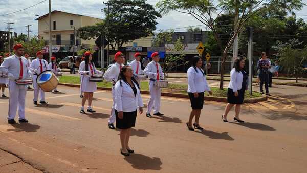 Rinden homenaje a los excombatientes de la guerra del Chaco con desfile - Noticde.com