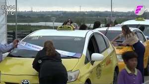 Capacitan a taxistas para atender a turistas que vienen por Odesur | Noticias Paraguay