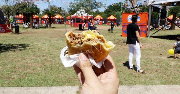 La Nación / Pulp Empa­nada Fest desarrolla una exitosa primera edición en la Costanera de Asunción