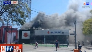 Concesionaria se incendió en Asunción | Noticias Paraguay